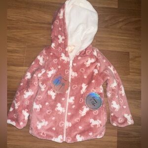 Emma and Elsa Soft Reversible zip up toddler girl sweater(2t)